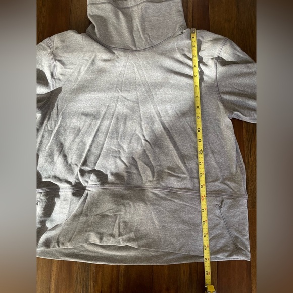 Lululemon gray pullover Cowl neck sweater size 6 - Picture 4 of 7